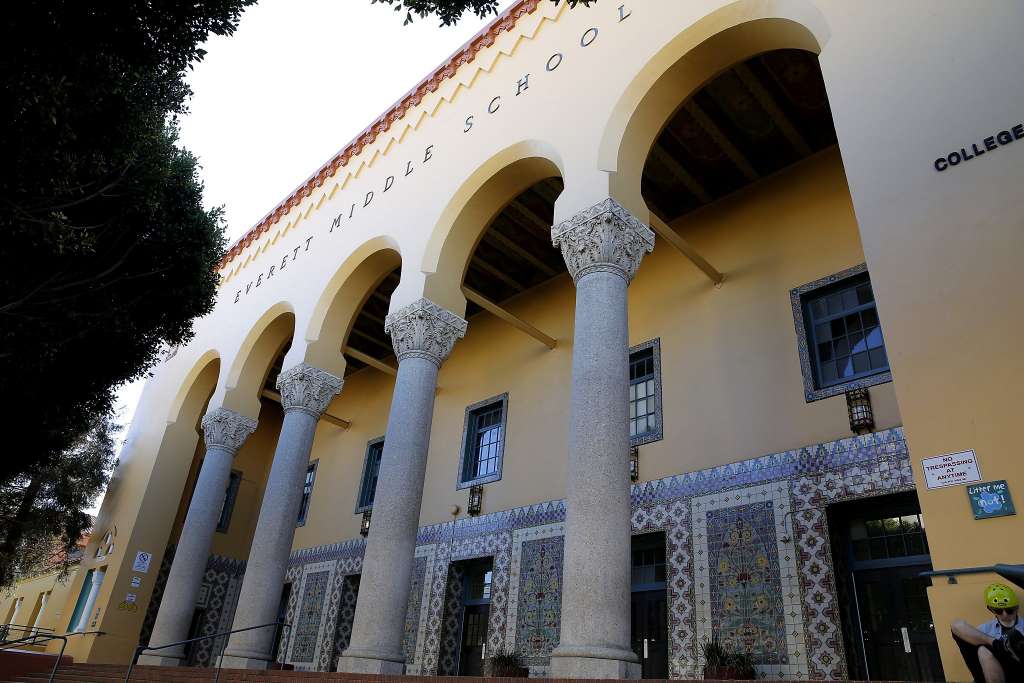 Exterior of Everett Middle School