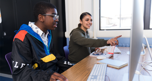 Balboa HS students work together on computer