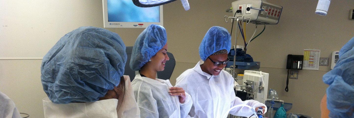 Students are on a workplace tour of a hospital. 