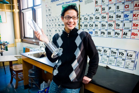 Student in science class