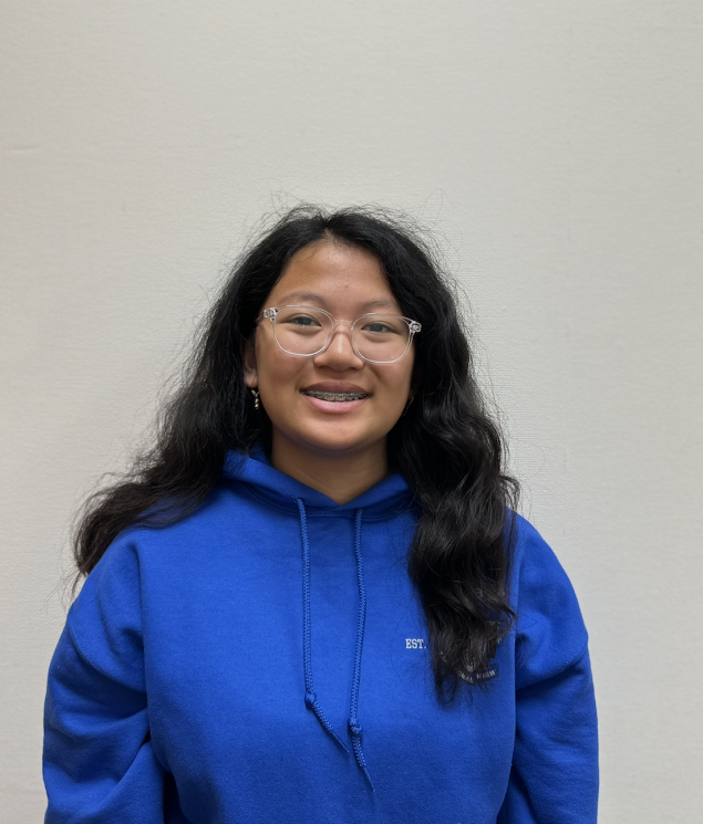 Student Headshot: Aziza