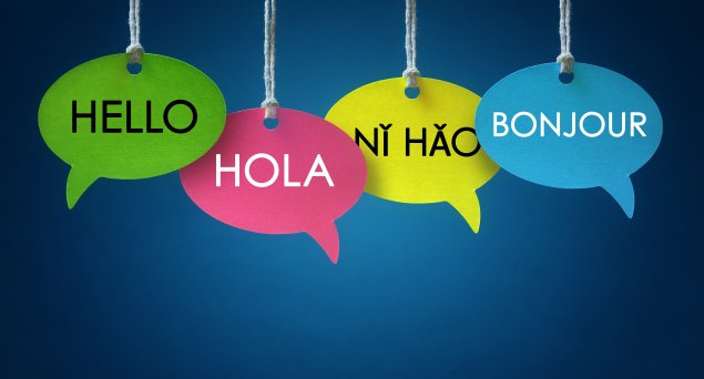 4 speech bubbles saying hello in different languages