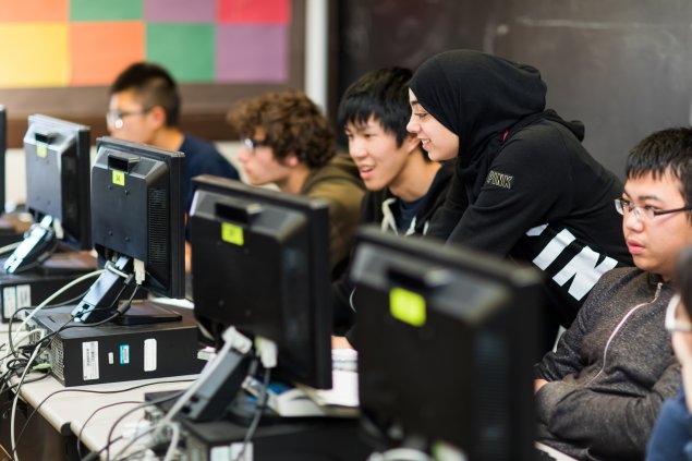 Students using desktop computers 